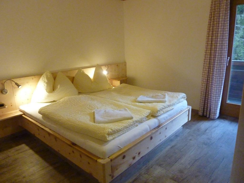 Appartement-Pension Familie Gewessler บัดมิทแทร์นดอร์ฟ ห้อง รูปภาพ