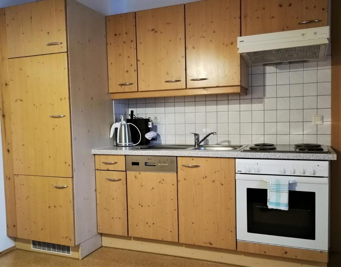 Appartement-Pension Familie Gewessler บัดมิทแทร์นดอร์ฟ ภายนอก รูปภาพ