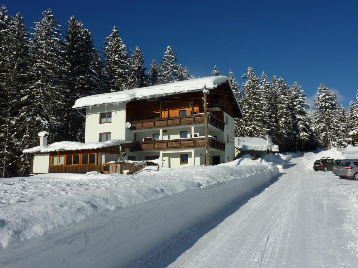 Appartement-Pension Familie Gewessler บัดมิทแทร์นดอร์ฟ ภายนอก รูปภาพ